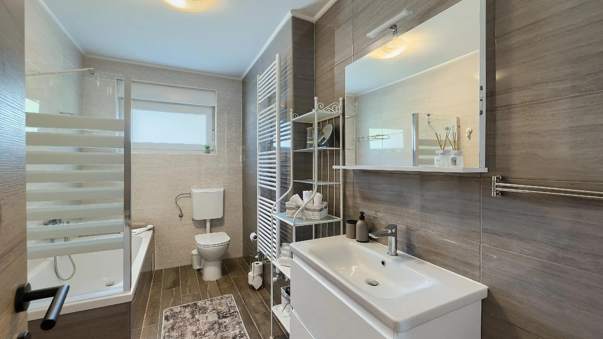 Ondine House Villa Hrboki 0*,