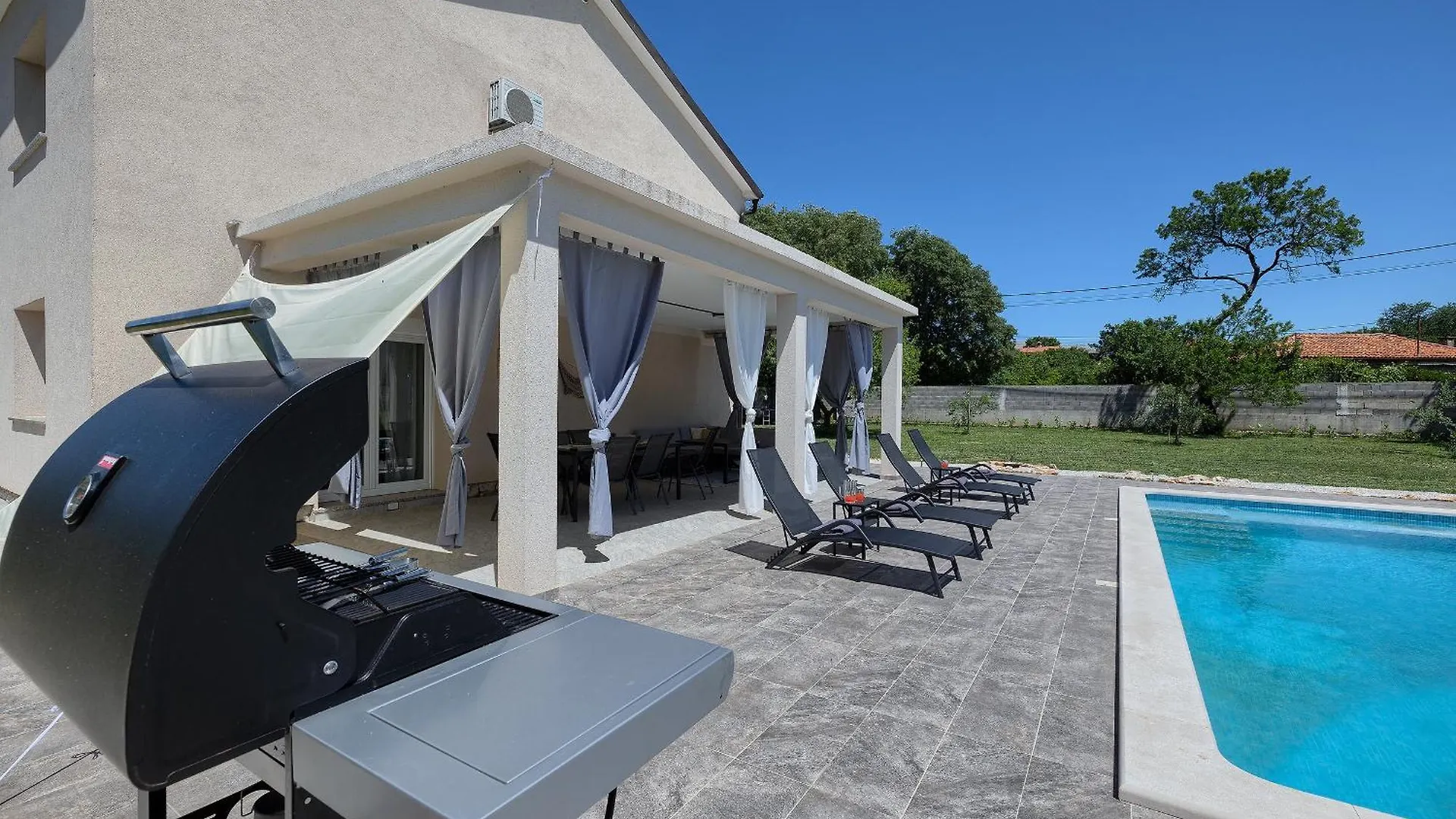 Holiday home Ondine House Villa Hrboki